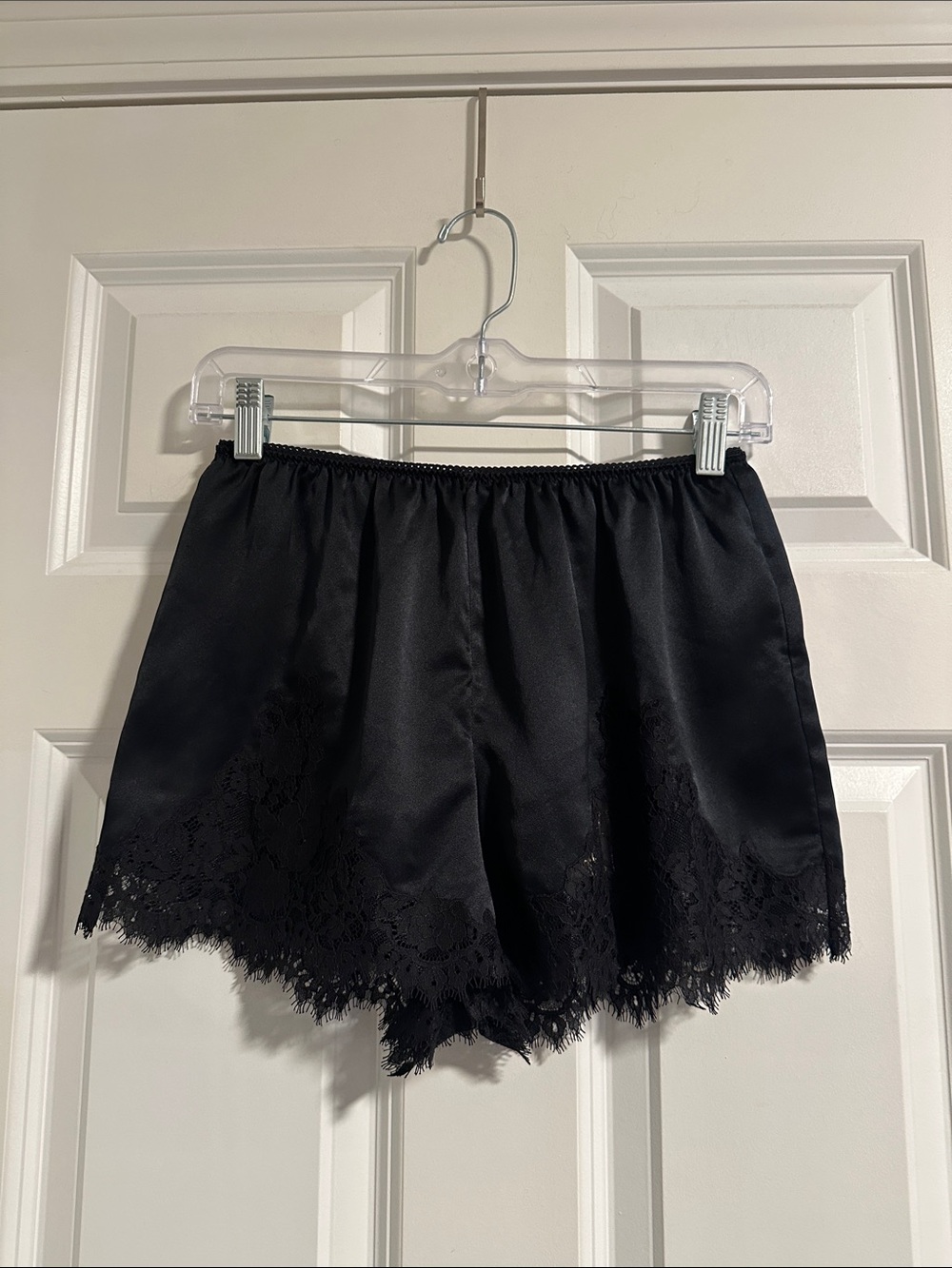 NWT Doen Iona Silk Lace Short in Black size S - Picture 4 of 13